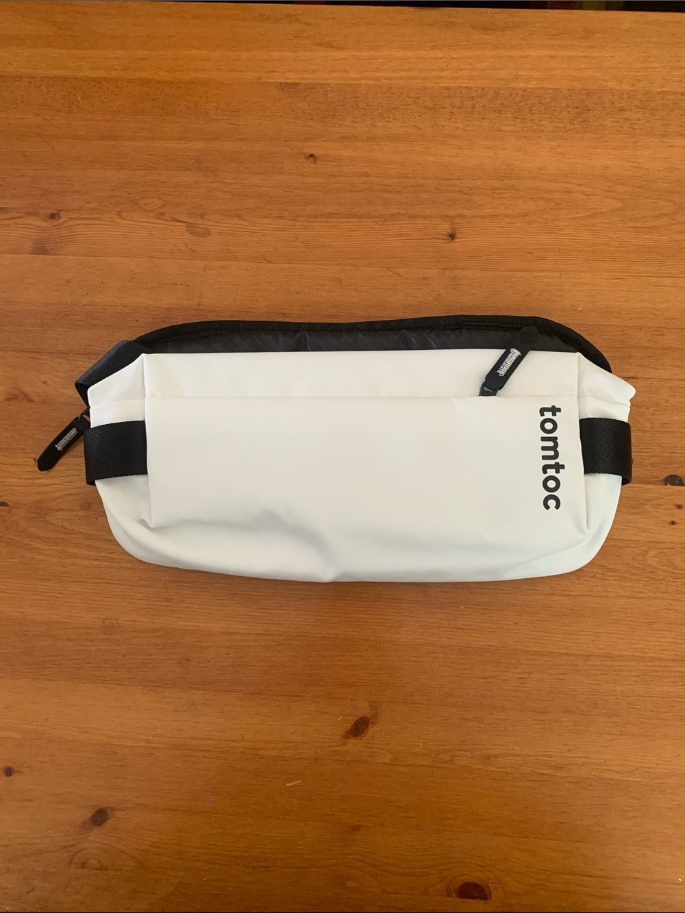 tomtoc sling bag NWT